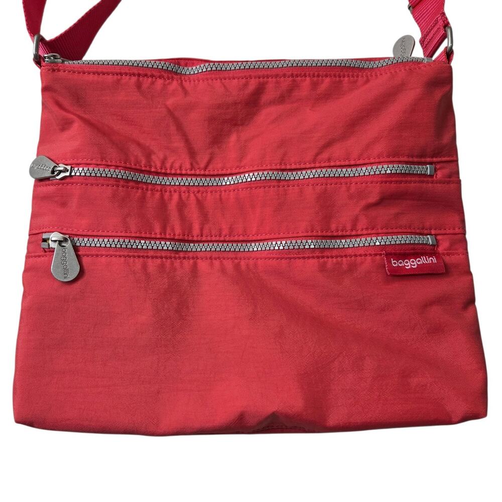 Baggallini Coral Nylon Travel Crossbody Bag/Purse Multiple Zippers Utility - Picture 2 of 13